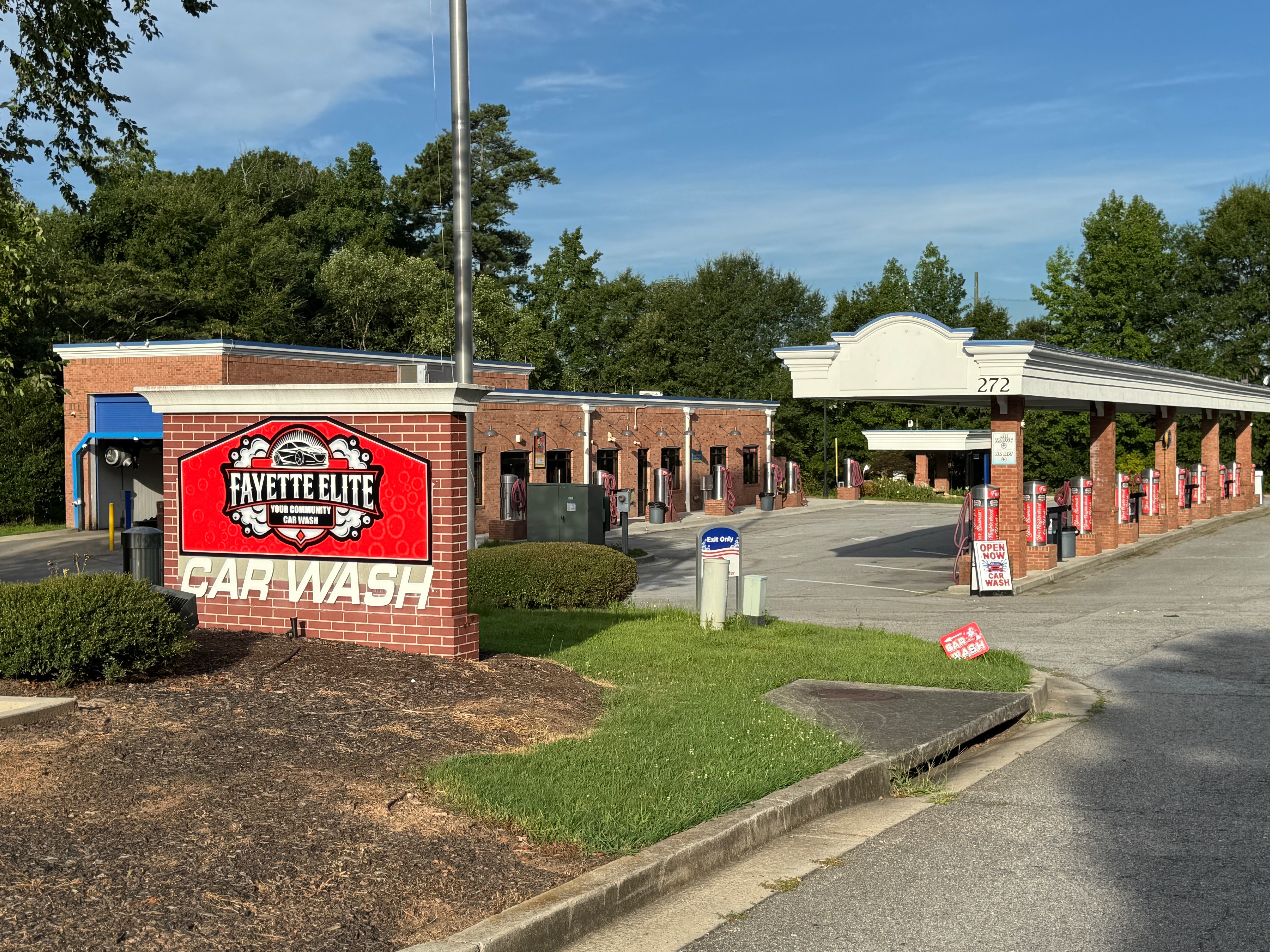 Fayette Elite Car Wash Exterior